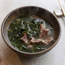 쇠고기미역국(800g)