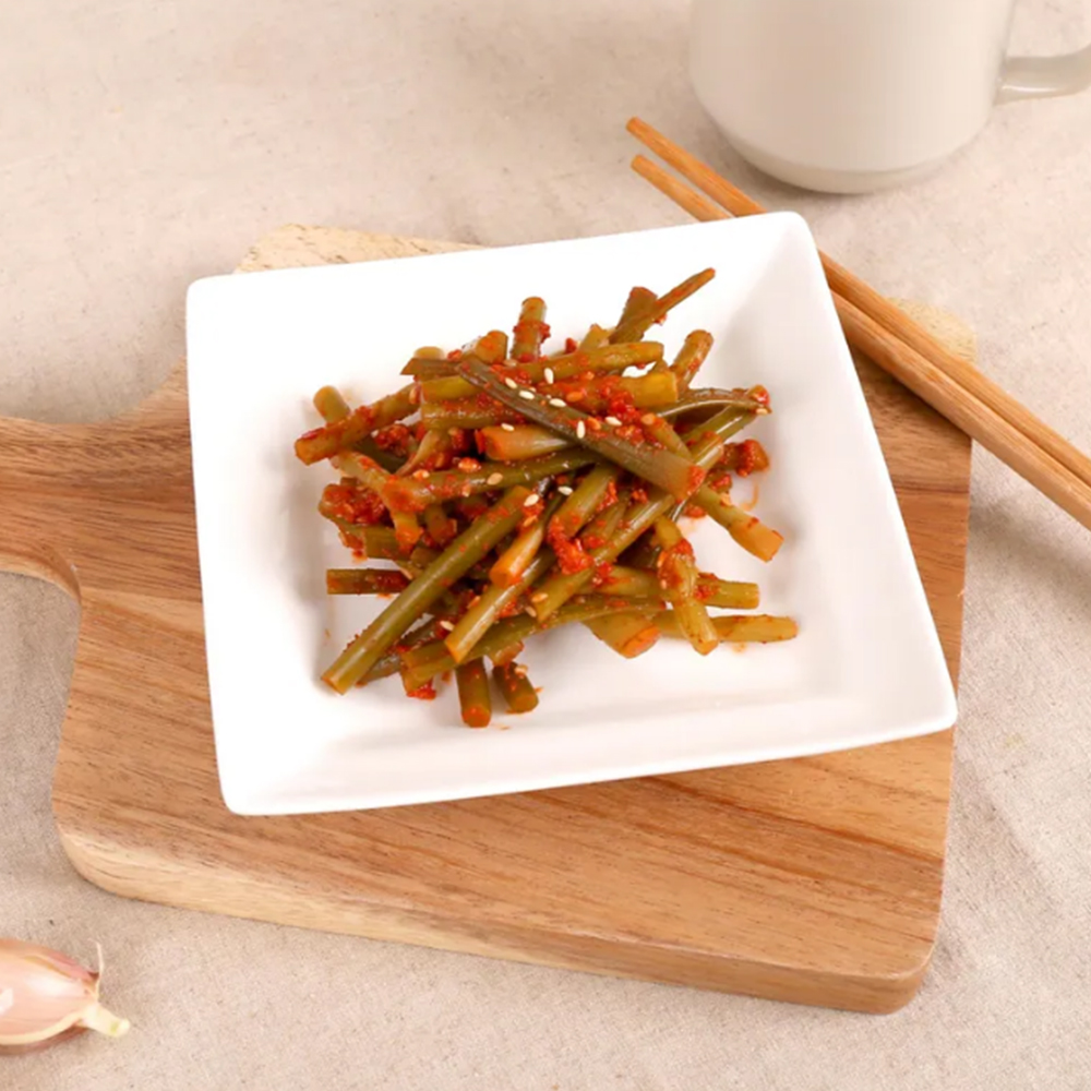 마늘쫑무침(200g)